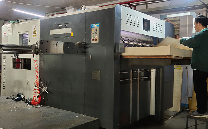 半自動(dòng)啤機(jī)