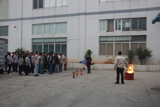 英利印刷消防演習(xí) 英利印刷消防演習(xí)