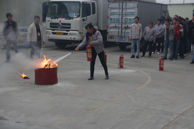 英利印刷消防演習(xí) 英利印刷消防演習(xí)