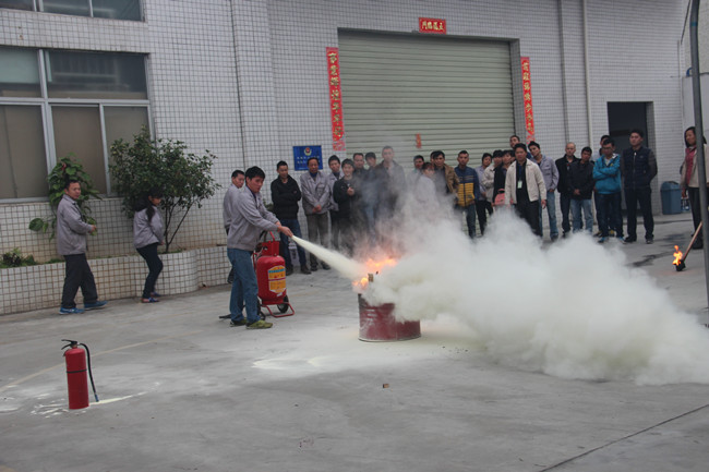 英利印刷消防演習(xí) 英利印刷消防演習(xí)