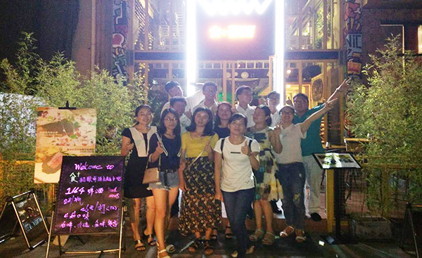 陸軍戰(zhàn)隊光明新區(qū)幫扶小組第三次在創(chuàng)美景裝飾公司指導(dǎo)